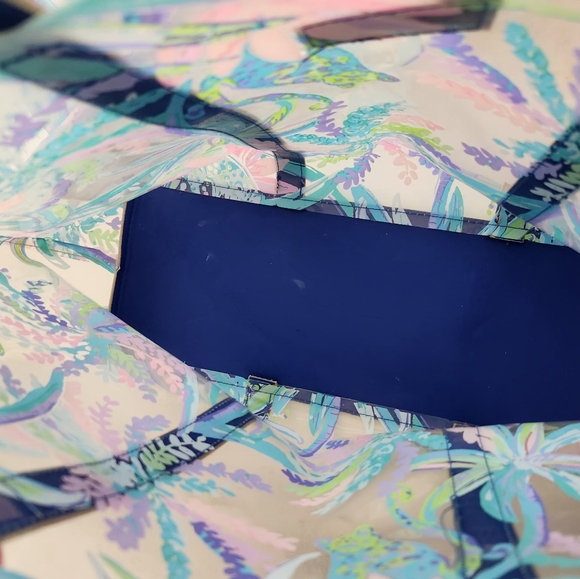 Lilly Pulitzer Pool Tote Beach Bag..Sweet Escape clear W/ Extra Valuables Pouch - Picture 5 of 10